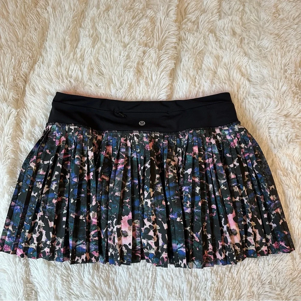 lululemon athletica lululemon pleat